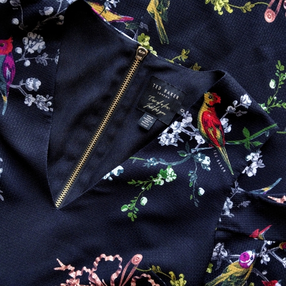 🍒EUC🍒 TED BAKER COLD SHOULDER DRESS - Picture 8 of 9